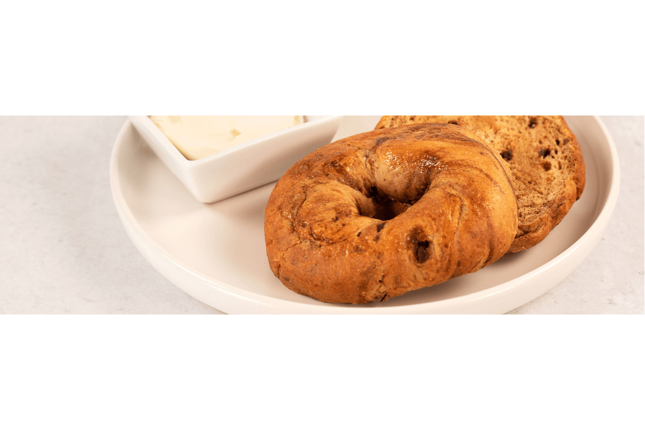 Cinnamon Raisin Hero Image